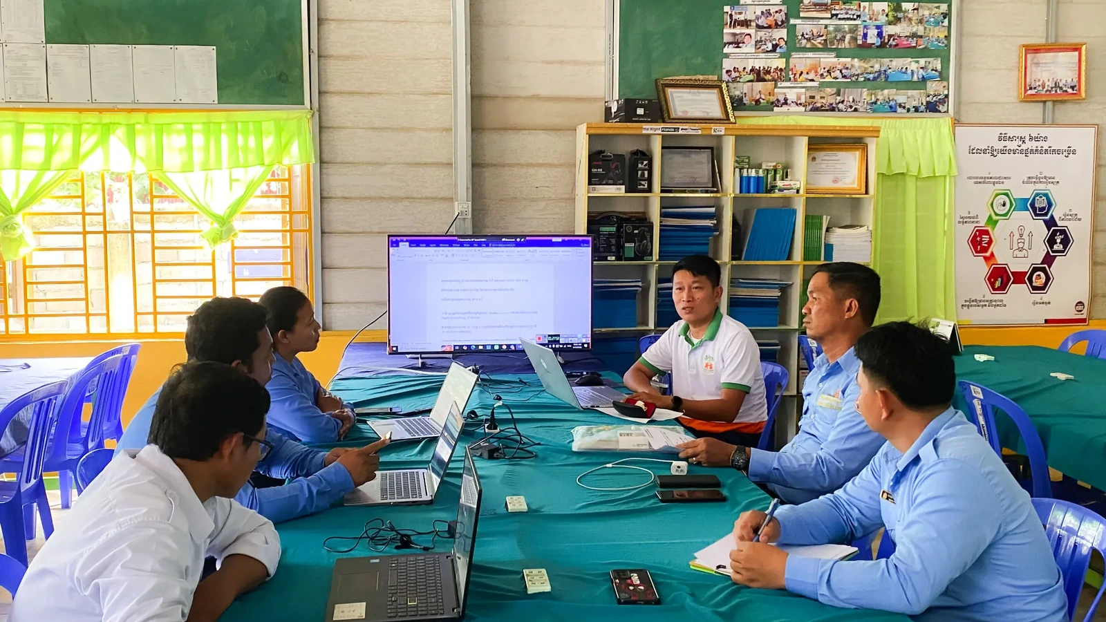 pko-school-ict-planning-meeting_04